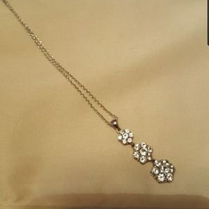 White Topaz Sterling Silver 3 flowers w/ chain